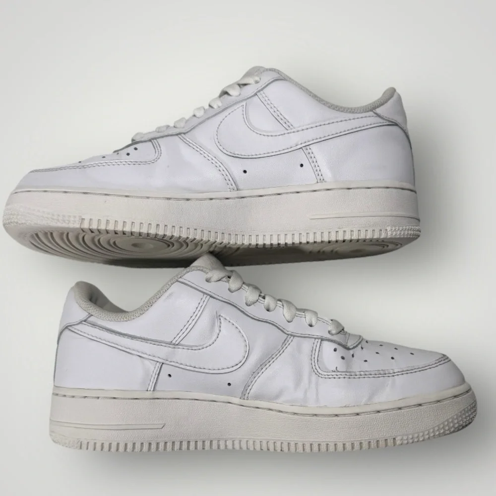 Women’s Nike Air Force 1 size 8.5